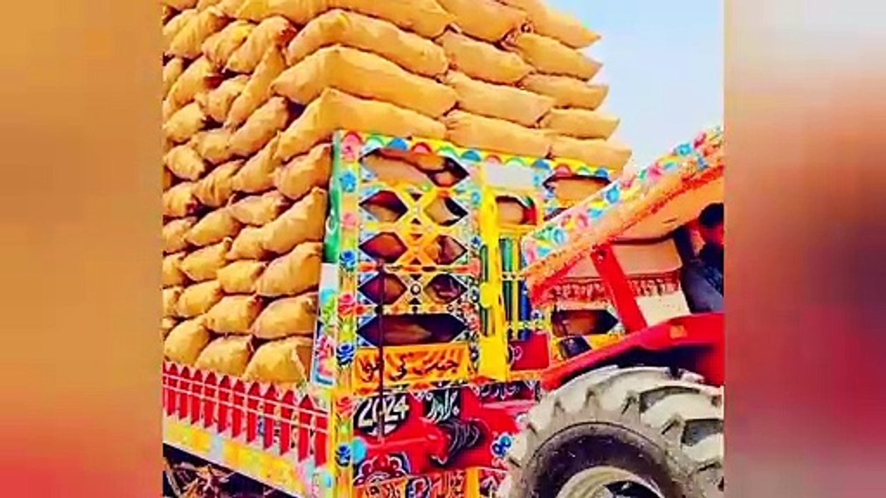 crazy Tractor Drive stunt videos، Heavy loaded tractor stuck and stunt, (Tractor compilation)