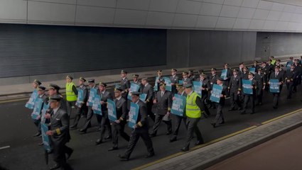 Hundreds of Aer Lingus pilots march around Dublin Airport as eight-hour strike gets underway