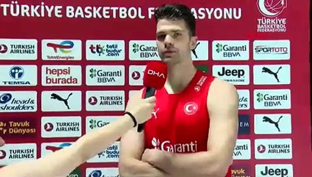 Tarık Biberoviç: Milli takımda da Fenerbahçe’de de oynamak ayrı bir keyif