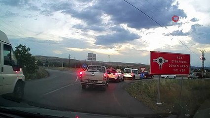 Magandalık bu olsa gerek!  Göz göre göre ters yöne girdi