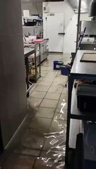 Inundación en el restaurante Suite 22 de Valladolid por una tormenta torrencial