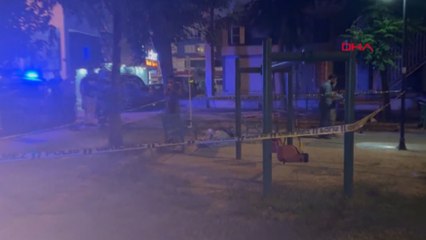 Birlikte içki içtiği arkadaşını öldürüp, iş yaptığı kişiyi tahra ile yaraladı