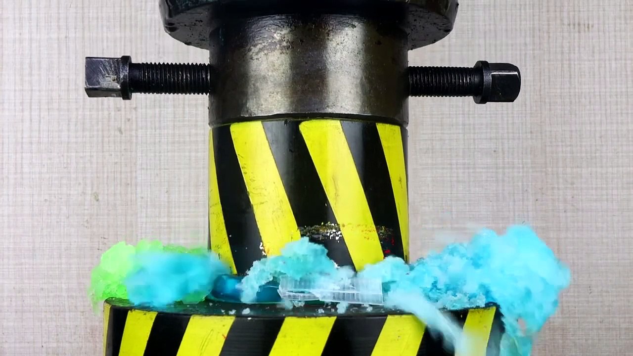 TOP 100 ITEMS UNDER HYDRAULIC PRESS _Compilation