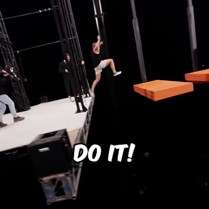 Risk his Life for Money 