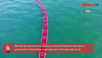 Deniz yüzeyinde hayran bırakan görüntü! 1 kilometre uzunluğunda Türk bayrağı açıldı