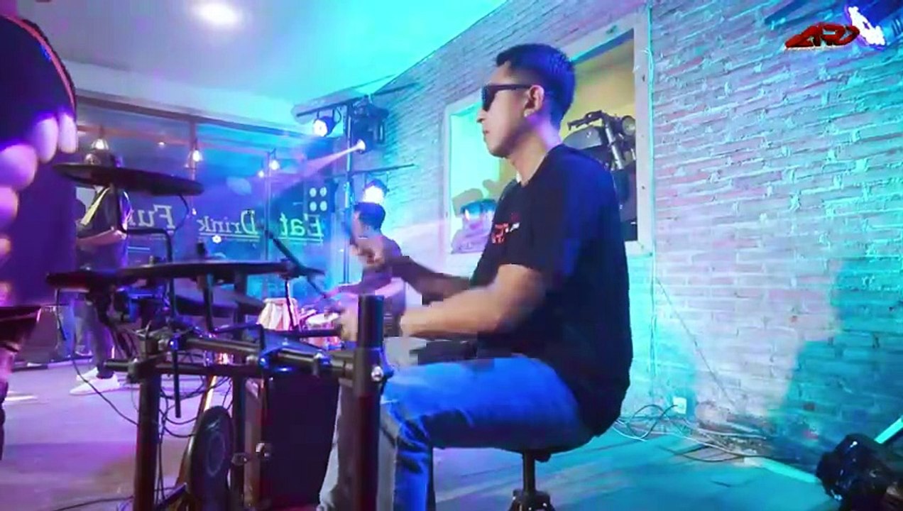 Vita Alvia Ft Lala Widy Tak Sedalam Ini |OFFICIAL MUSIK VIDEO|