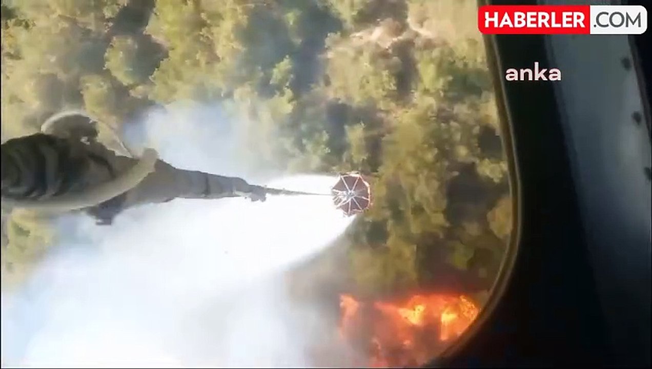 İzmir'de Orman Yangınına Havadan ve Karadan Müdahale Ediliyor