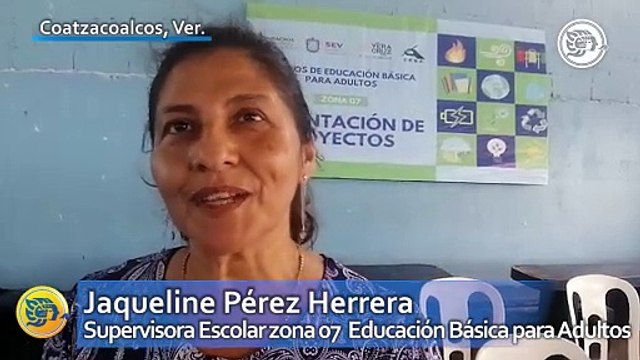 Adultos del sur de Veracruz culminan estudios de primaria y secundaria en Coatzacoalcos