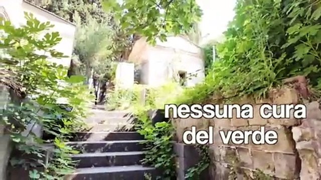 Napoli, degrado al cimitero di Poggioreale