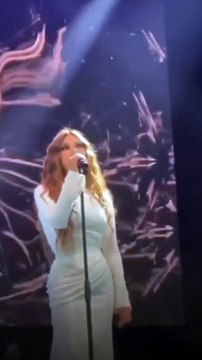 نجوى كرم تعلنها: أرتدي فستان زفافي على المسرح