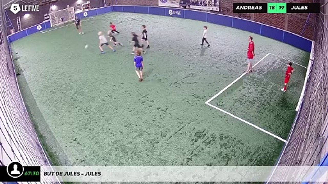 But de Jules - Jules