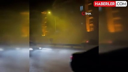 Bursa'da seyir halindeki otomobil alevlere teslim oldu