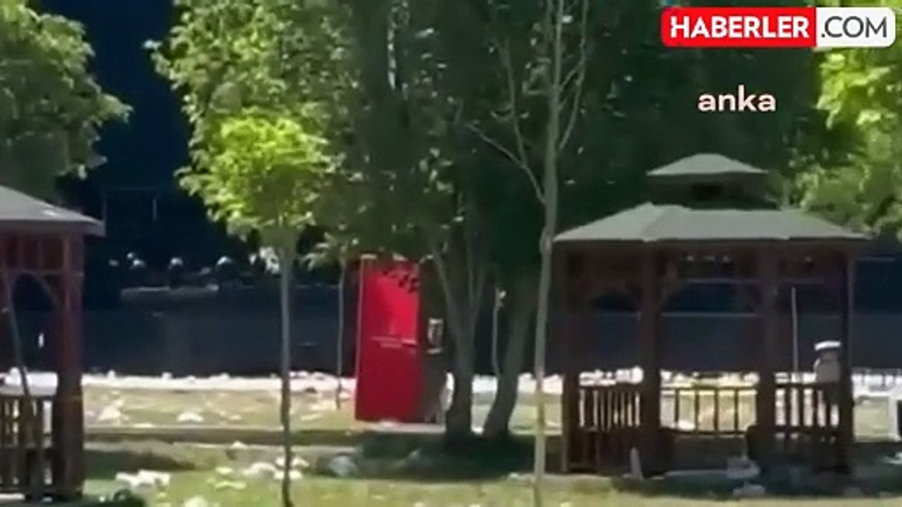 Van Kültür Yolu Festivali Sonrası Atatürk Kültür Parkı Çöplüğe Döndü