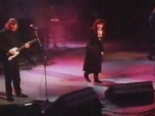 Kate Bush & David Gilmour - Running up that Hill - Live