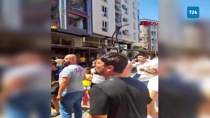 İzmir’de bir binada patlama!