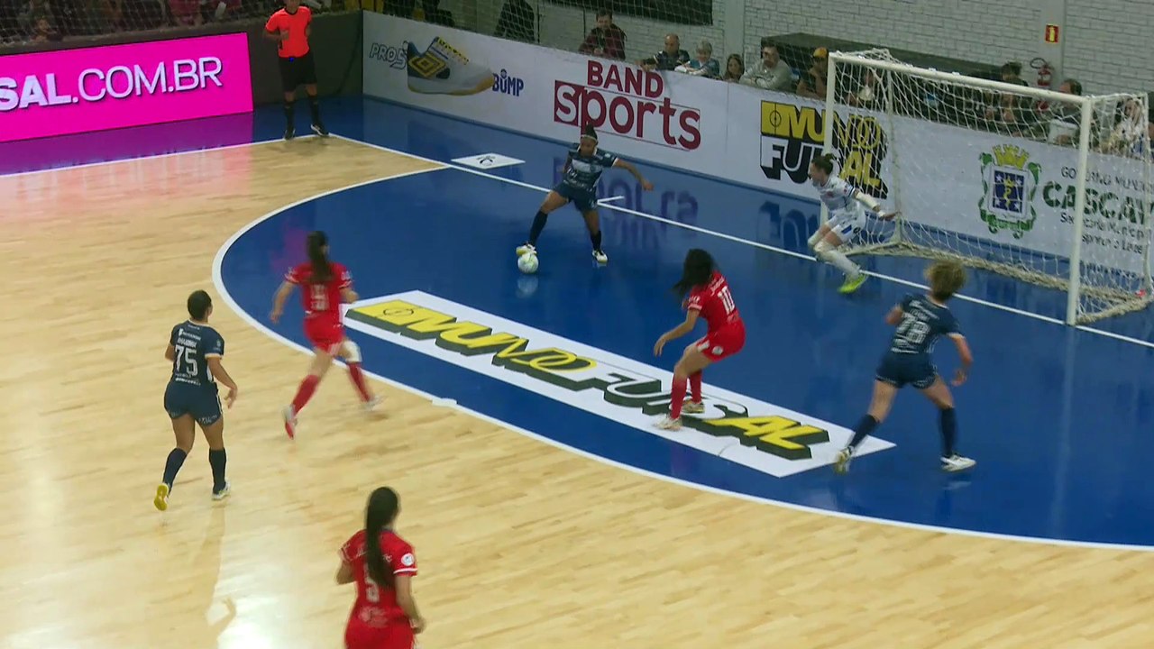Stein Cascavel vence o Juventas e está na semifinal da Copa Mundo do Futsal