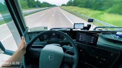 VOLVO FH  - Cómo quitar el circulito de la pantalla cuando pongo el intermitente hacia la derecha
