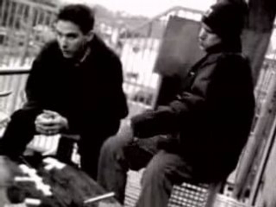 Beastie Boys - Pass the Mic