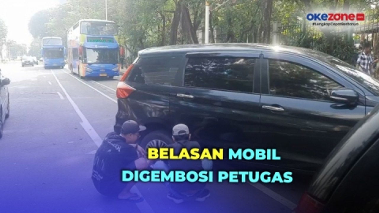 Sudah Bayar Parkir Rp30 Ribu ke Jukir Liar Monas, Pengunjung Kecewa Belasan Mobil Digembosi Petugas