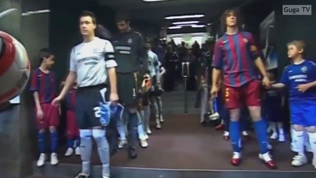 El vacile de Mou a Puyol en el túnel de vestuarios