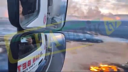 Anız yangını Suruç yolunda kazaya neden oldu: Yaralılar var