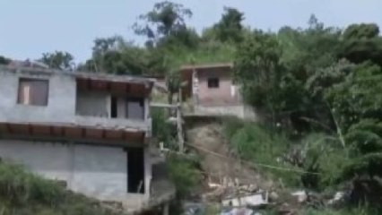 Una mujer falleció en Medellín después de ser sepultada por un deslizamiento de tierra