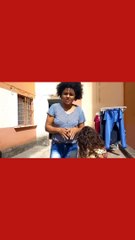 Descoberta Chocante no Cabelo de Menina: Mãe Chama a Polícia!