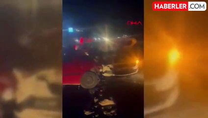 Diyarbakır'da kafa kafaya çarpışan otomobillerde 8 kişi yaralandı