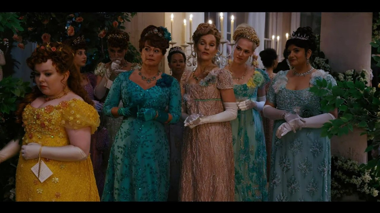Bridgerton S2E1- Penelope Eavesdropping on the Mamas