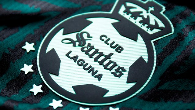 Santos Laguna revela los nuevos diseños de sus uniformes de local y visitante para el Apertura 2024 de la Liga MX