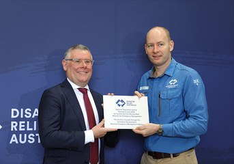 Murray Watt's Political Journey: Biosecurity, Disaster Relief & Sheep Export Policies 🐑