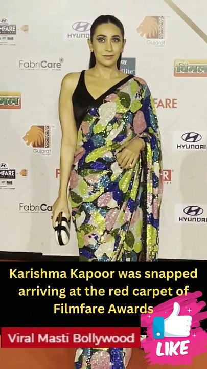 Karishma Kapoor was snapped arriving at the red carpet of Filmfare Awards in Gujarat Viral Masti Bollywood