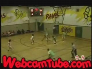 Amazing Full Court Shot Wins a Regional Finals Game