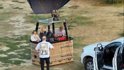 Decollo di una mongolfiera (pallone aerostatico)  a Firenze 17 10 2023