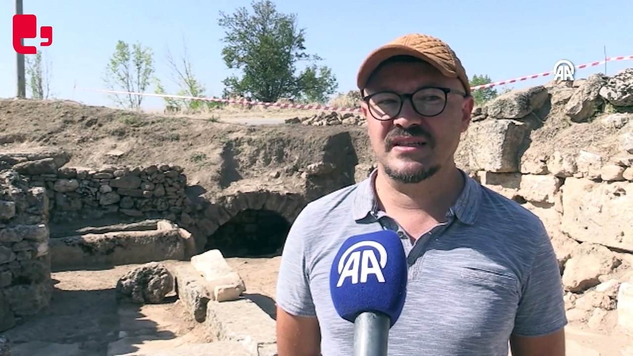 Sebaste Antik Kenti'nde Orta Bizans Dönemi'ne ait 9 mezar bulundu