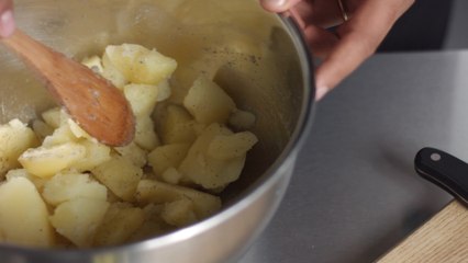 Relive Childhood Flavors in Leeds City Centre 🍽️