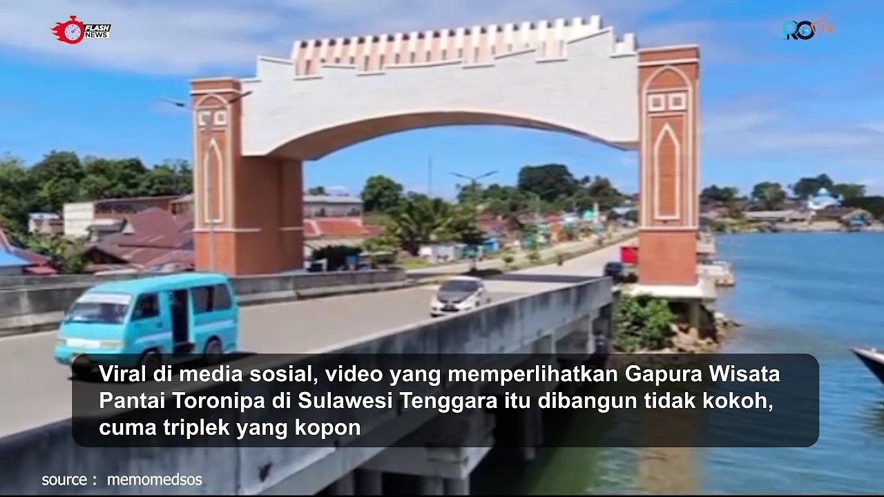 Keren! Beginilah Bentuk Gapura Megah dari Triplek