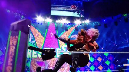 Queen Nia Jax isn’t afraid to get her hands dirty_ SmackDown highlights, August 30, 2024