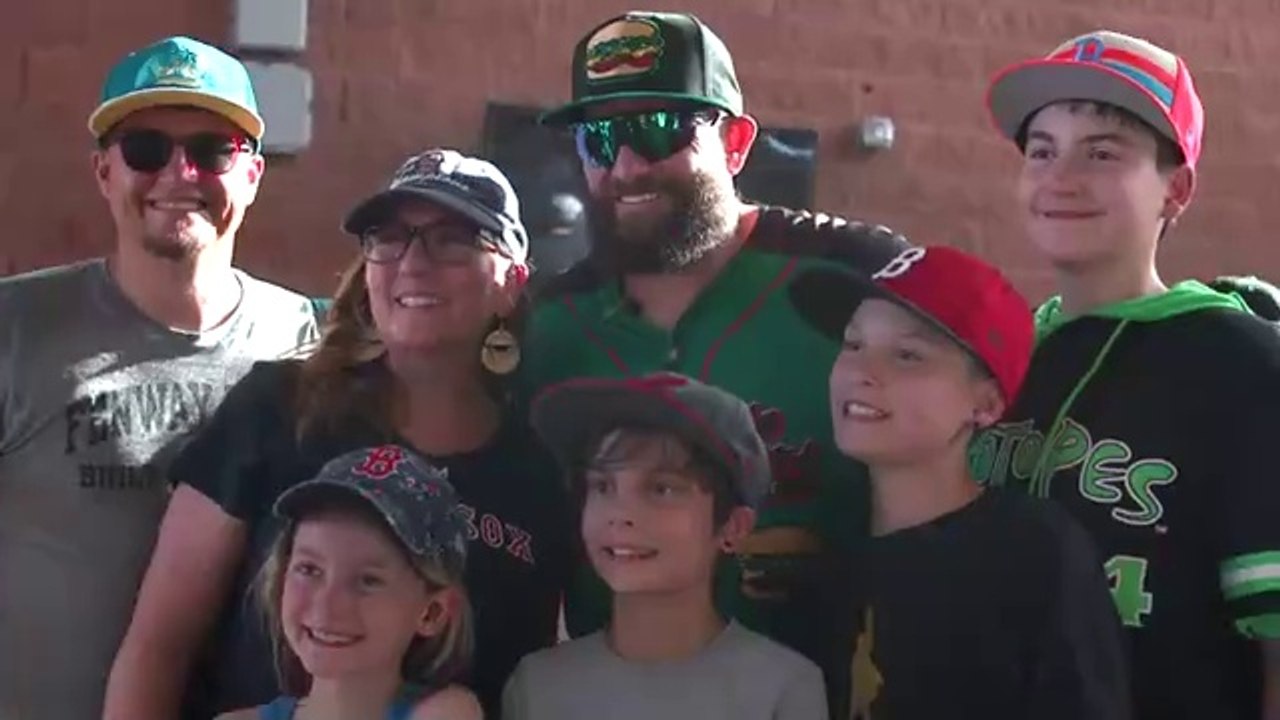 Home Run Derby X took over Albuquerque ! (lan desmond and other former mlb stars show out!)