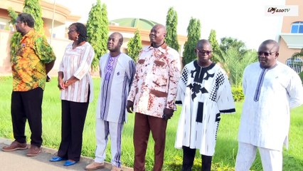 Primature du Burkina : Une montée des couleurs qui rappelle aussi chez certains, ce 11 septembre 2001 !