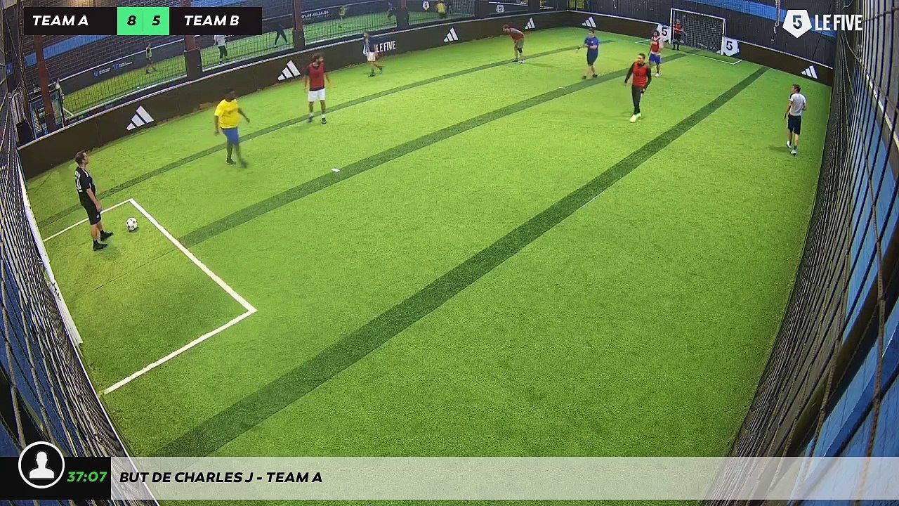 But de Charles J - Team A