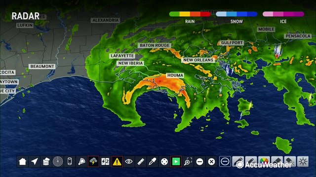 Wind gusts pick up as Hurricane Francine makes landfall in Louisiana