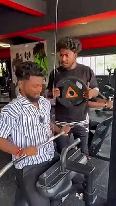 जिम में बेइज़ती करा दी  #comedy #realfools #vikramcomedyvideo #vikramfunnyvideo #zim