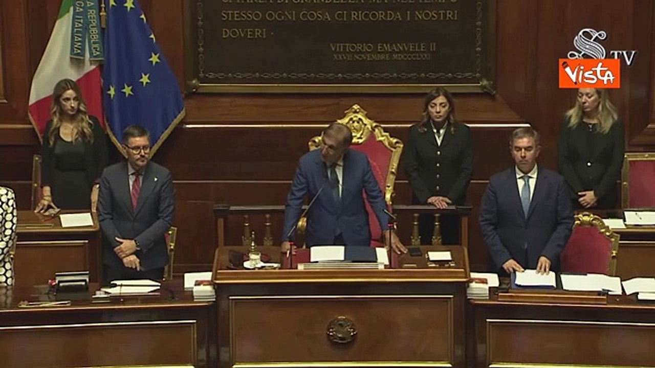Il Senato osserva un momento silenzio per la scomparsa di Clio Napolitano