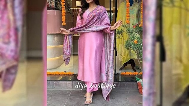 Simple Plain Dress Designs With Printed Dupatta//Casual Wear Cotton Plain Suit Designs!!!