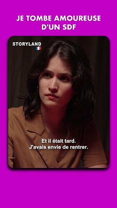 L'amour ne se regarde pas, il se vit." – Simone de Beauvoir