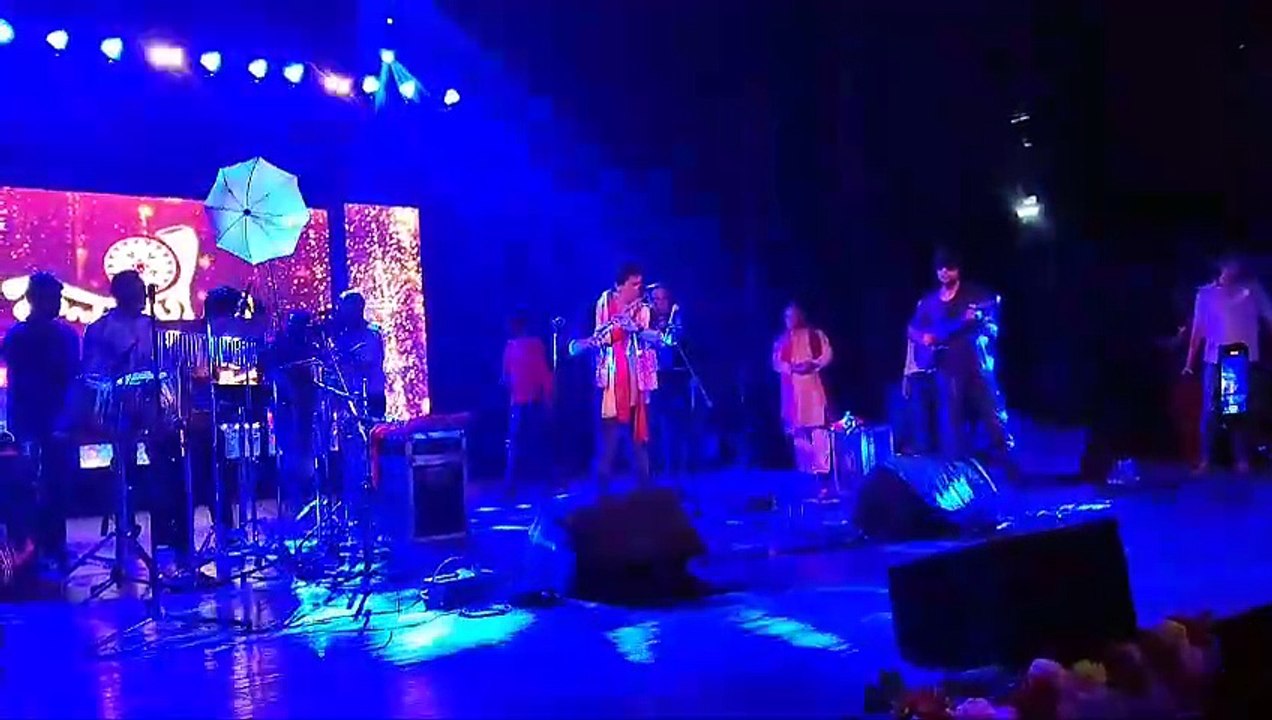 O Mor Aapunar Dekh