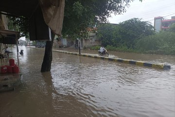 कोटपूतली में तेज बारिश से जनजीवन अस्त-व्यस्त, शहर की सडक़ें और गलियां लबालब