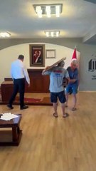 Tarsus Belediye Başkanı Ali Boltaç’ın Makam Odasındaki Eşyalar Haczedildi