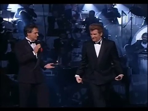 Eddy Mitchell et Michel Sardou chantent Sur la route de Memphis